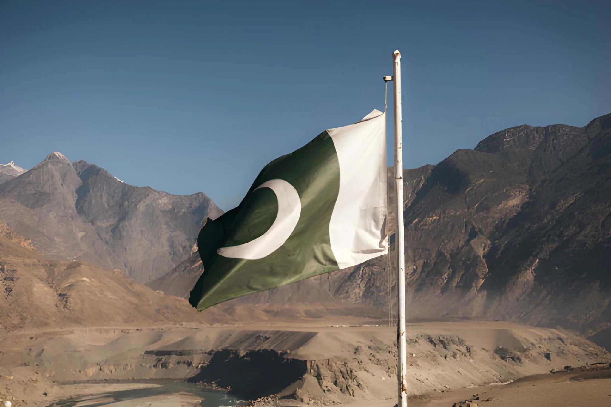 Pakistan Scenic Mountains